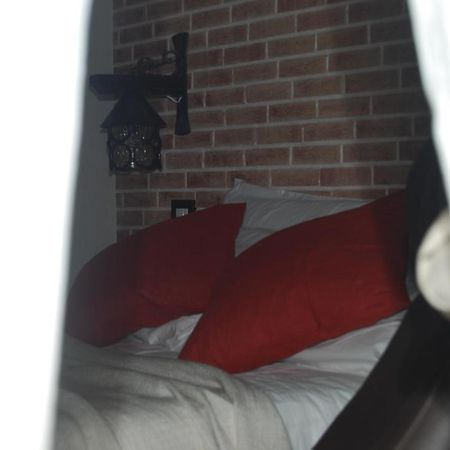 Bed and Breakfast Domus Florio - Humanitas Rozzano Pieve Emanuele Zewnętrze zdjęcie