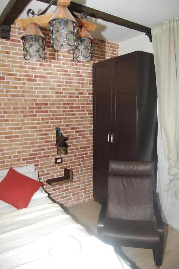 Bed and Breakfast Domus Florio - Humanitas Rozzano Pieve Emanuele Zewnętrze zdjęcie